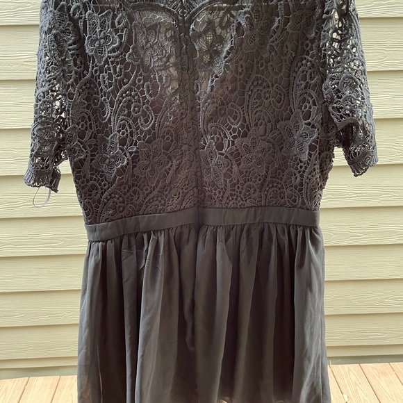 Lulus little black dress - Picture 2 of 4